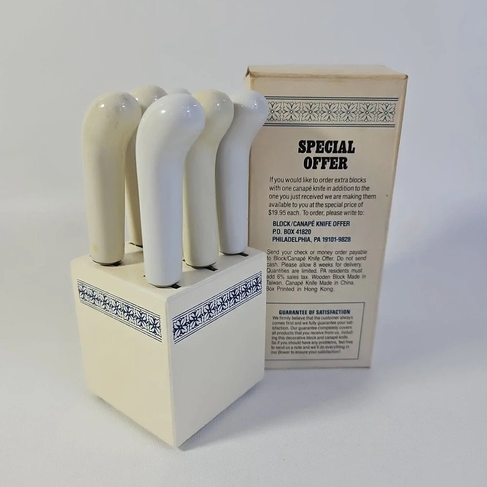 Vtg‎ Avon White And Blue Butter & Cheese Knives Spreader With Knife Block Floral